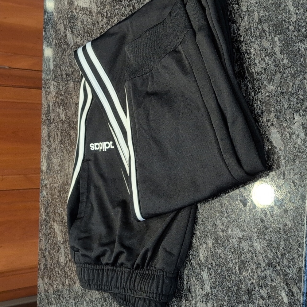 Black Men's Adidas Joggers Size XL